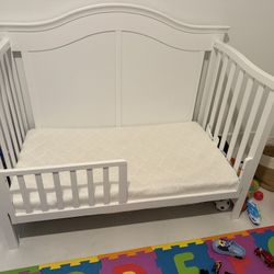 Sorelle Modesto Crib Convertible 