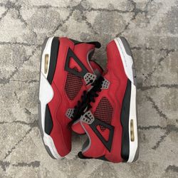 Jordan 4 Toro Bravo