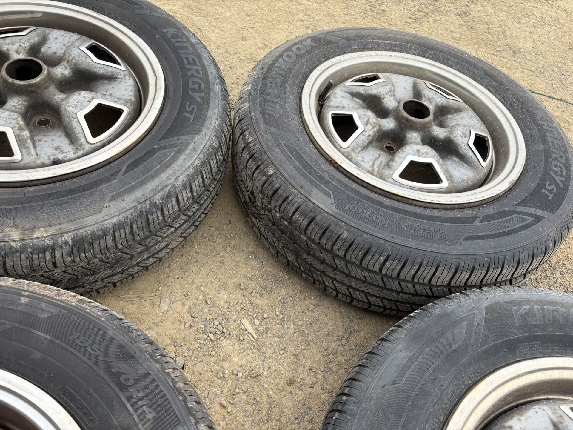 91 Oldsmobile Cutlass Wheels With New Tires 185/70/14
