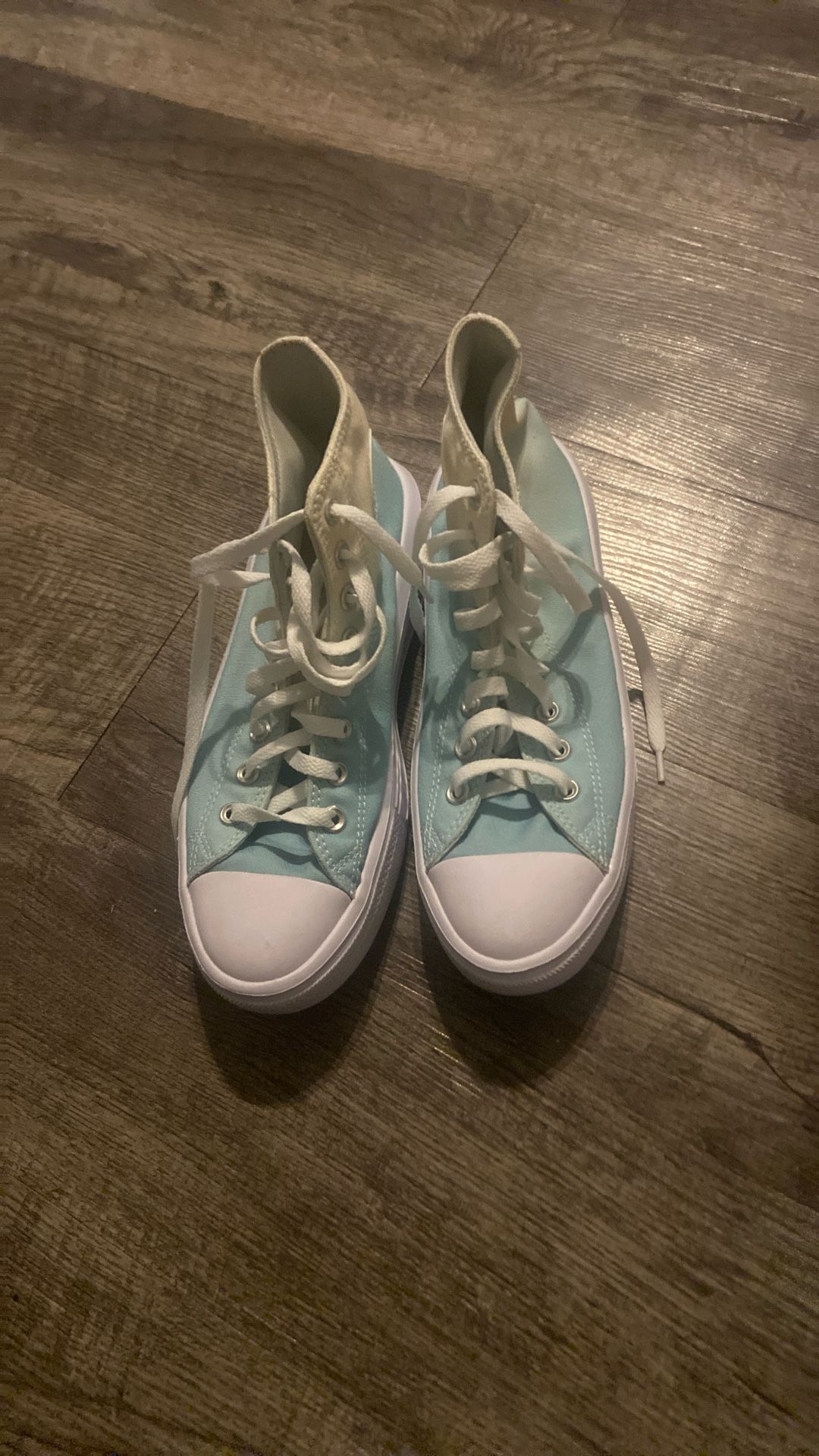 Ombré Converse