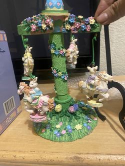 EASTER DECORATIONS