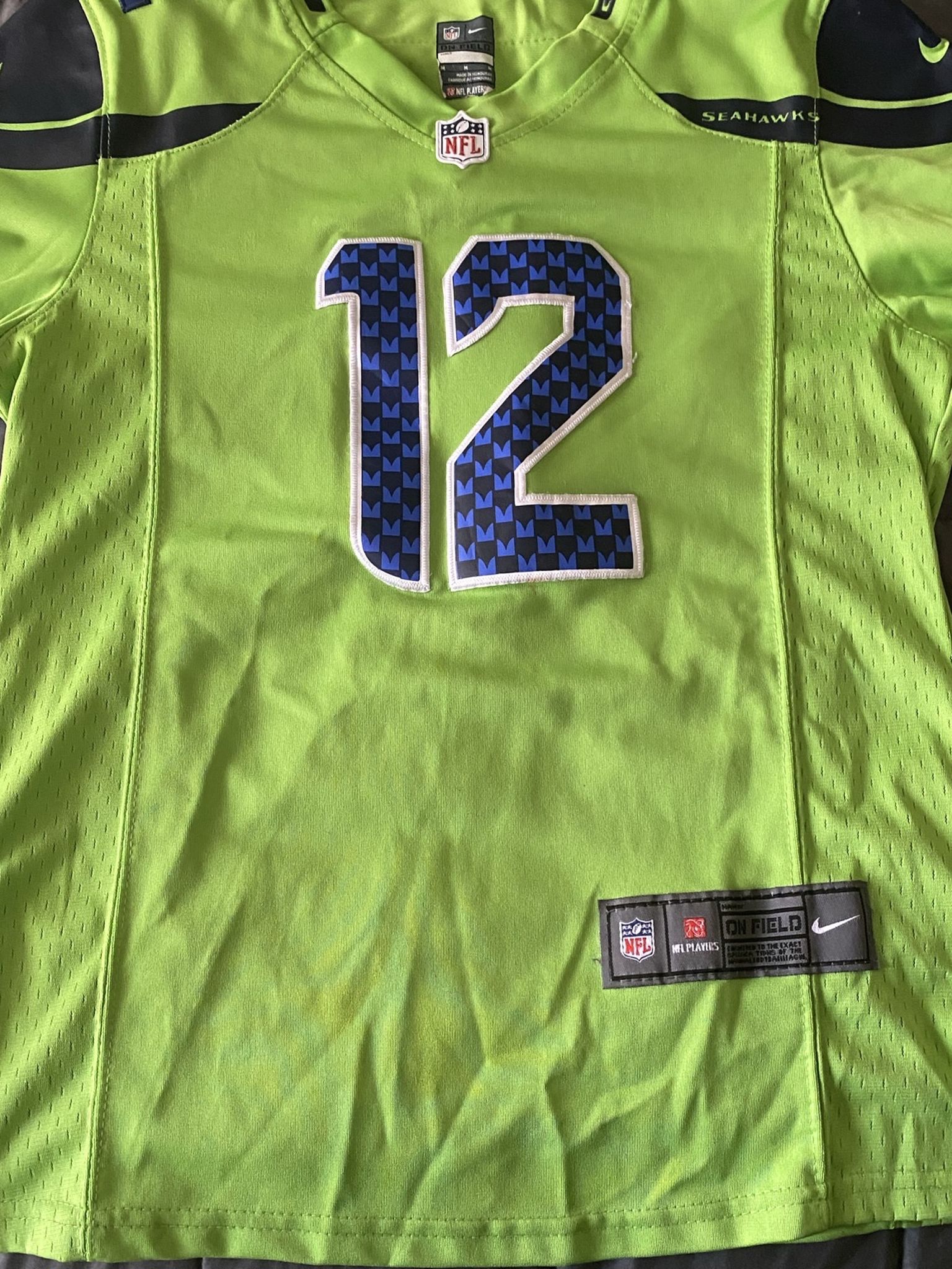Seattle Seahawks #12 Fan Nike Color Rush Jersey, Size Kids M