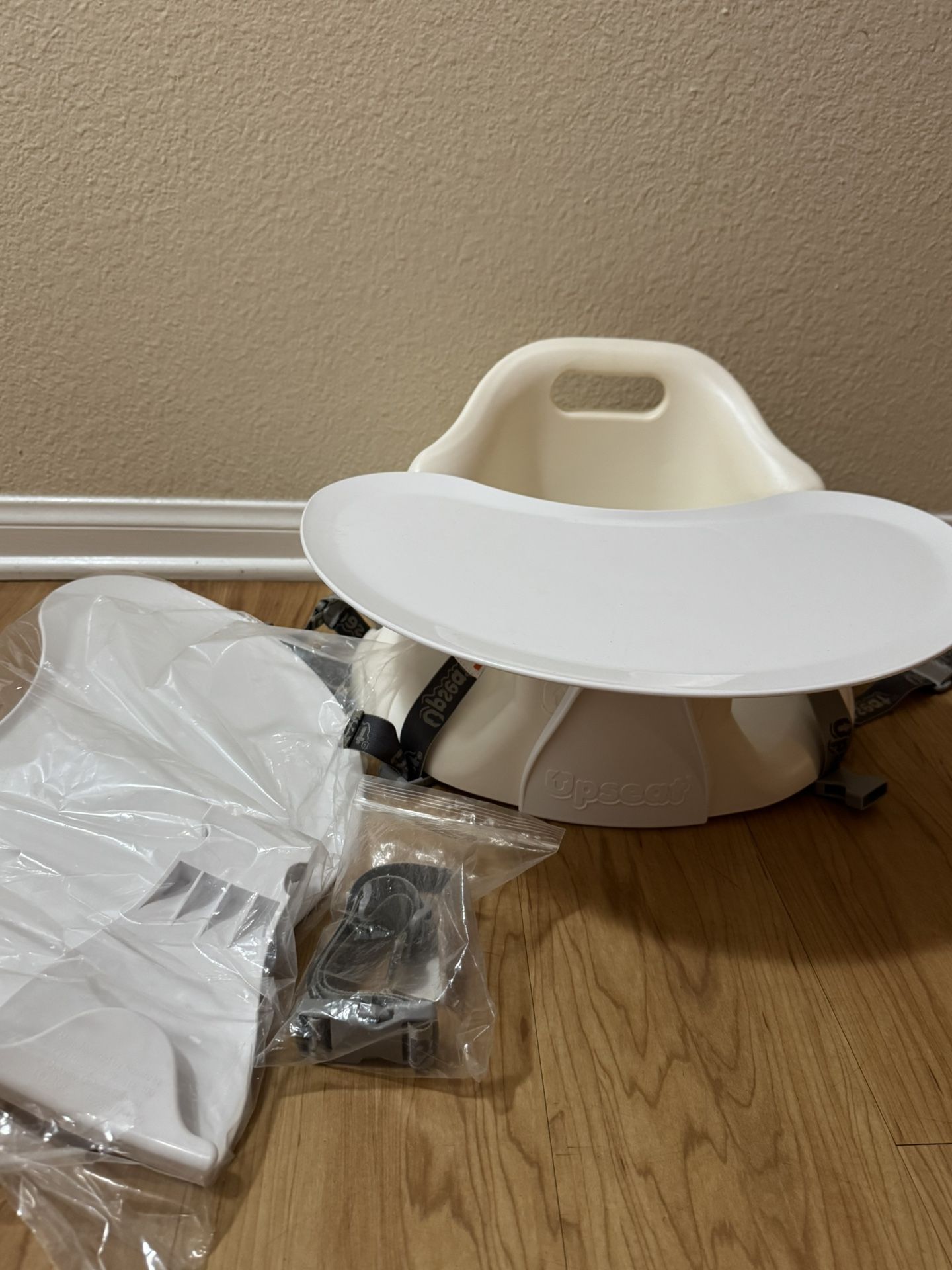 Upseat Baby Floor & Booster Seat with Tray - Coconut