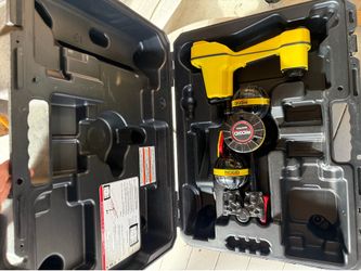 SR-20 rigid locator