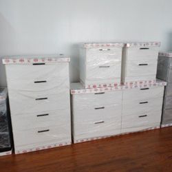NEW BEDROOM FURNITURE 😊 It's ASSEMBLED