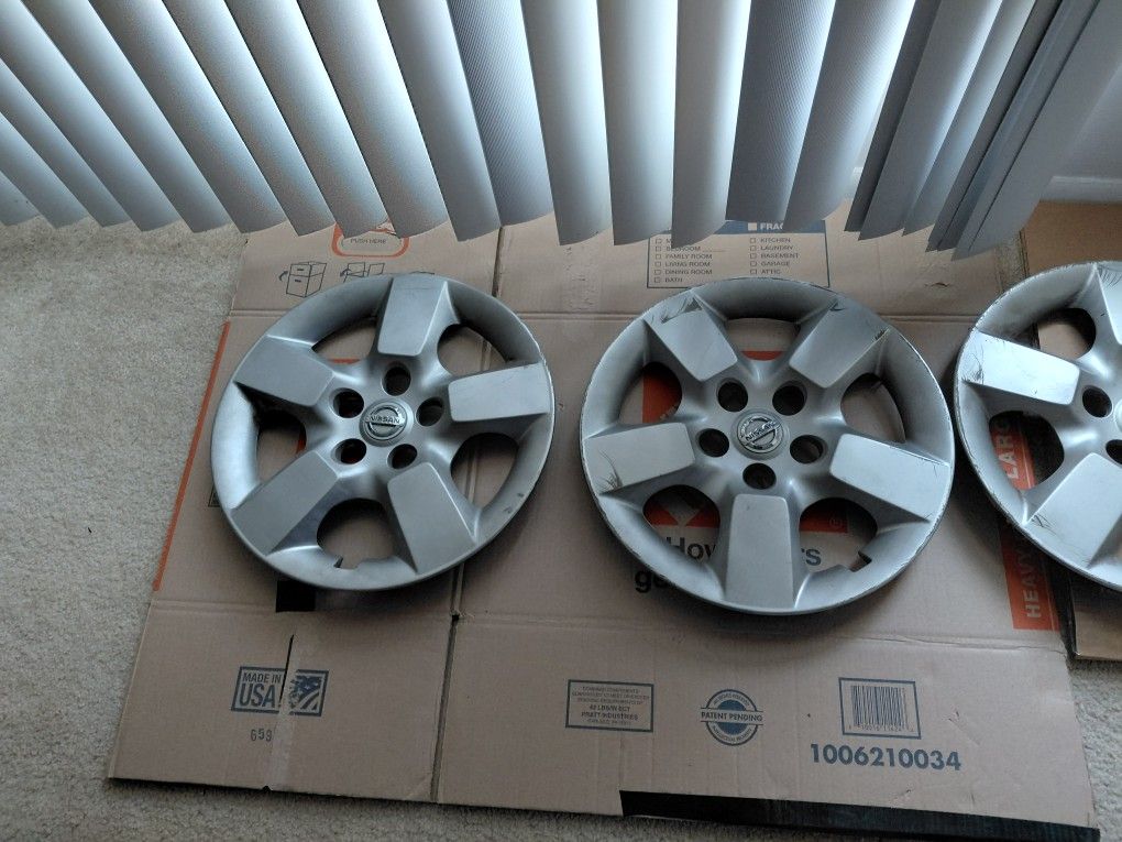 17" Snap On Nissan OEM Still Available (4) $5 Per Snap On 