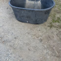 Water trough 100 gallons