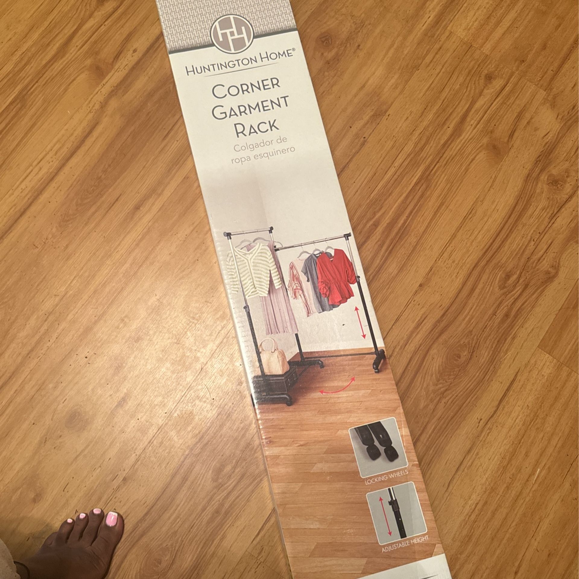 Huntington Home Corner Garment Rack