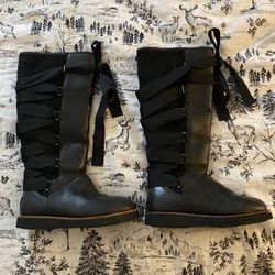UGG Augustine 1003194 black leather tall boots with a lace-up ribbon back SIZE 6