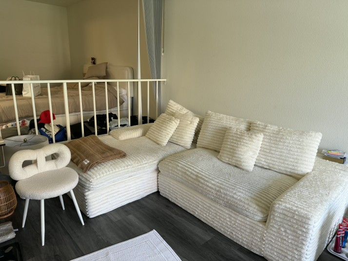 A Clean Sofa