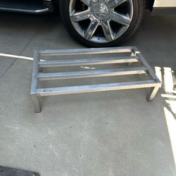 Aluminum storage rack for food