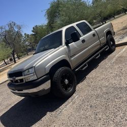 2003 Chevrolet Silverado (classic) 2500 HD Crew Cab • LS