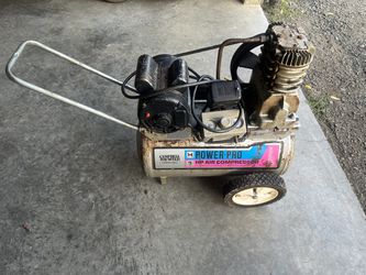 Selling a Black and Decker Air Station Inflator/Compressor for Sale in  Issaquah, WA - OfferUp