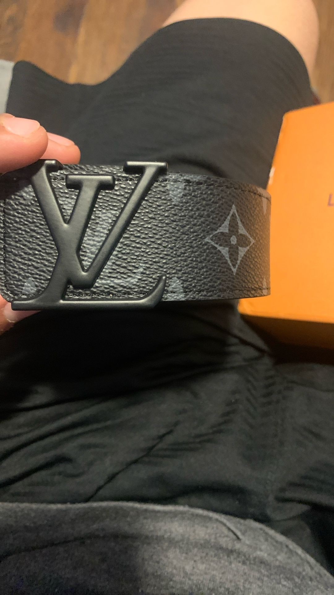 Loui Vuitton Belt