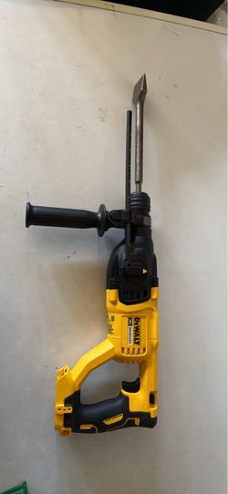 Dewalt 20V brushless 1 inch SDS plus D handle concrete and masonry rotary hammer tool