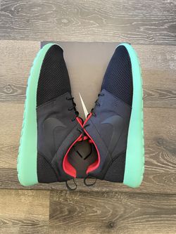 Nike Roshe ID Sz 10 100% Authentic iD for Sale in Ontario, CA - OfferUp