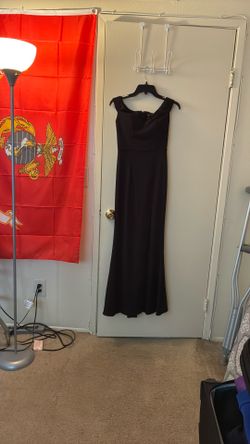 Black long gown. Size small. Short sleeve