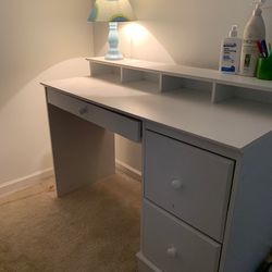 White Melamine Desk Set