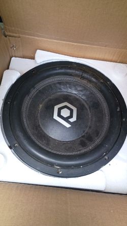 2 - soundquebed 12" subwoofer s