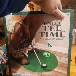 Toilet Tee Time Golf set 