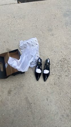 Black 1 inch heels