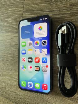 Like NEW! 🎁 Unlocked iPhone 13~ Any Carrier or company!!