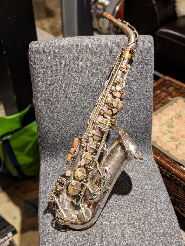 Vintage 1961 Selmer Mark VI Alto Saxophone 