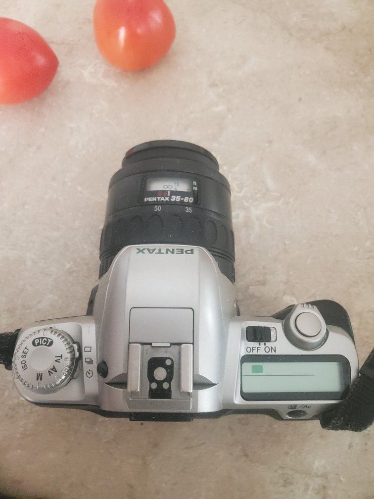 Pentax FILM Camera Zx 50 With lens 35x80. 49 Mm