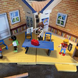 Play mobile Classroom Toy 