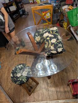 Round Glass Top Dining Table with Chairs