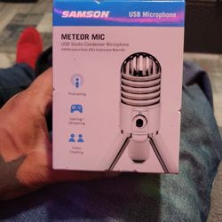  Samson Meteor Mic