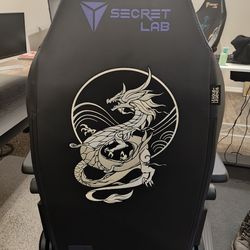 Gently Used Secretlab Chair - Regular/Medium