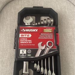 Husky Wrench Set