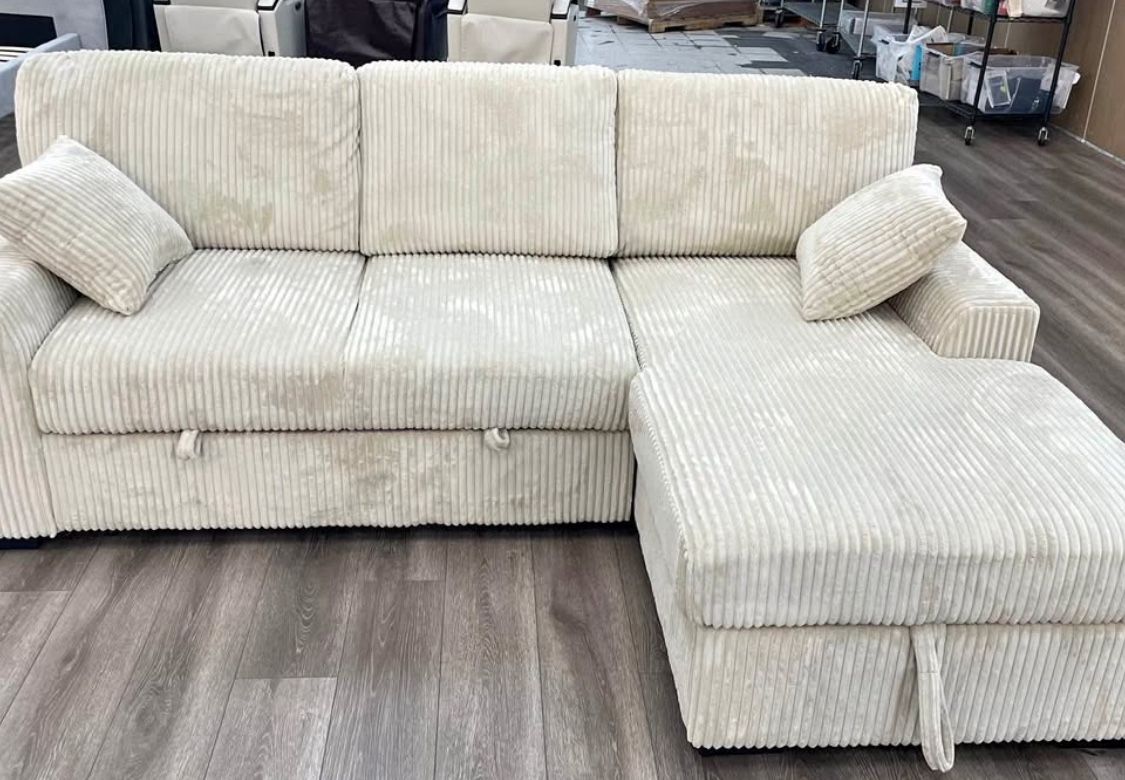 New Sleeper Sectional Couch with USB and Cup Holders! Includes Free Delivery 🚚!