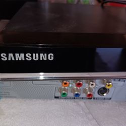 VINTAGE SAMSUNG DVD PLAYER 