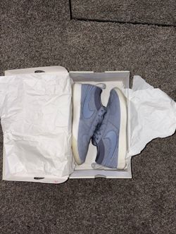 Nike Book 1
