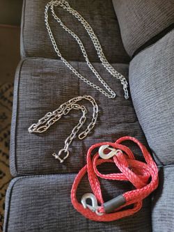 Anchor chain tow rope n random other chain