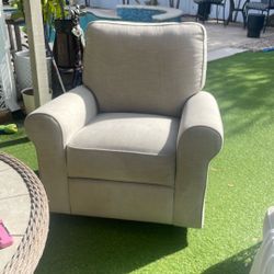 Pottery Barn Kids Nursing Chair