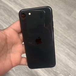 iPhone 8 Unlocked To Any Carrier $149