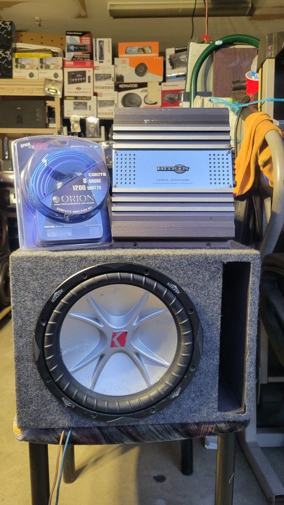 Kicker Sub And Amplifier And Kit 