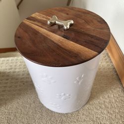 Dog Food Bin
