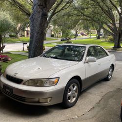 1998 Lexus ES 300
