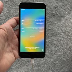 iPhone Unlocked  White 