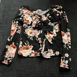 Women’s Shirt (small)