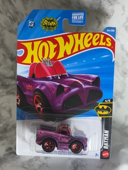 Hot Wheels Tooned Classic TV Series Batmobile Purple - New Sealed