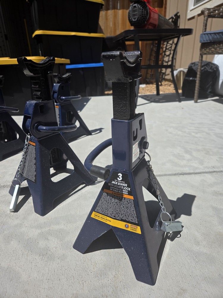 3 Ton Hydraulic Floor Jack With Stands