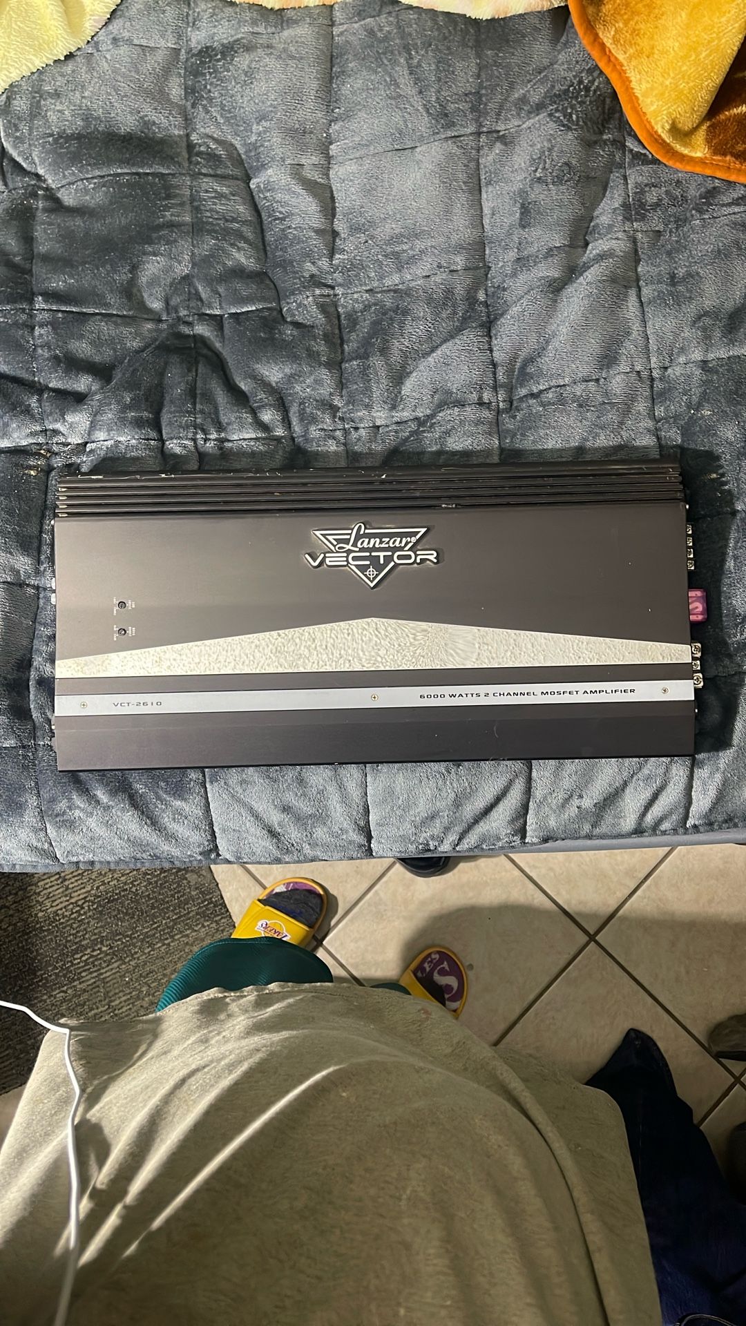 Lanzar Amplifier