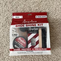 Travel Shoe Shine Kit