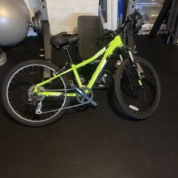 24 Inch Trail bike 