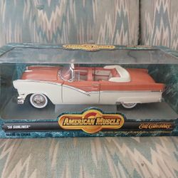 Toy 1:18 Scale Die-Cast Car 